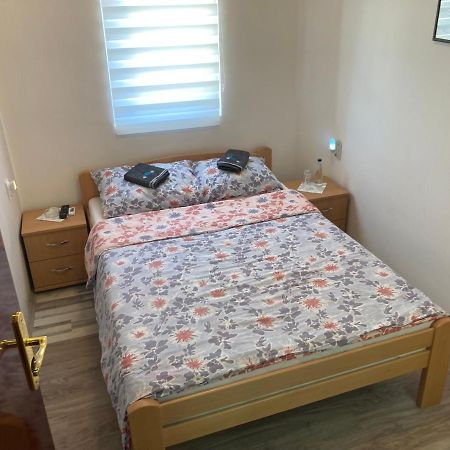 Tabacco Rooms Obrenovac  Dış mekan fotoğraf