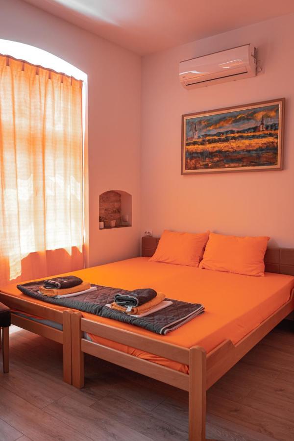 Tabacco Rooms Obrenovac  Dış mekan fotoğraf