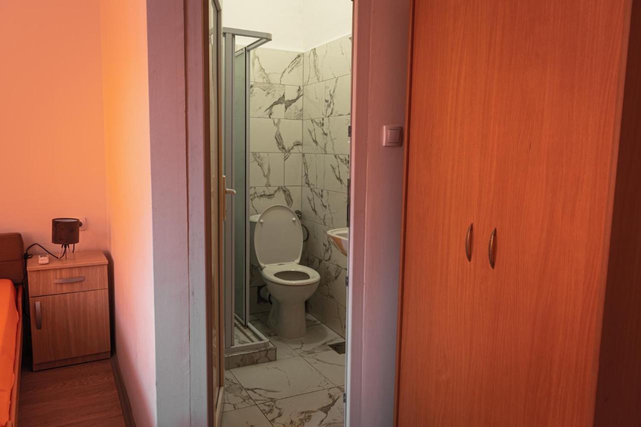 Tabacco Rooms Obrenovac  Dış mekan fotoğraf
