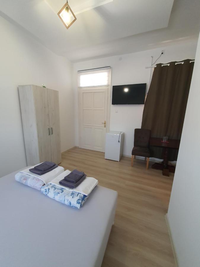 Tabacco Rooms Obrenovac  Dış mekan fotoğraf
