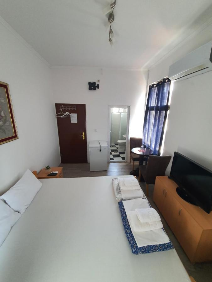 Tabacco Rooms Obrenovac  Dış mekan fotoğraf